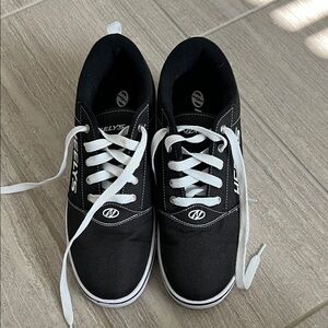 Heelys Black Skate Shoes with White Laces